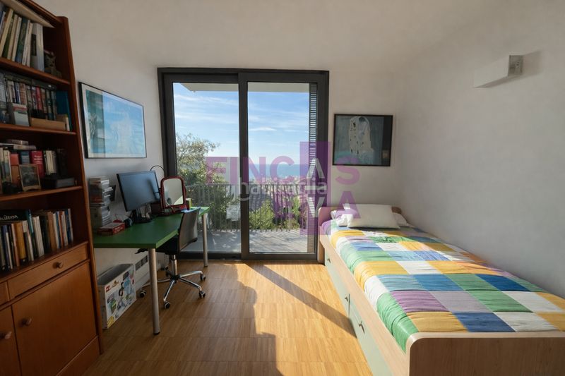 Foto b7f5a14c-1a87-4736-aa43-1497495bc127. Casa amb aparcament a Teià