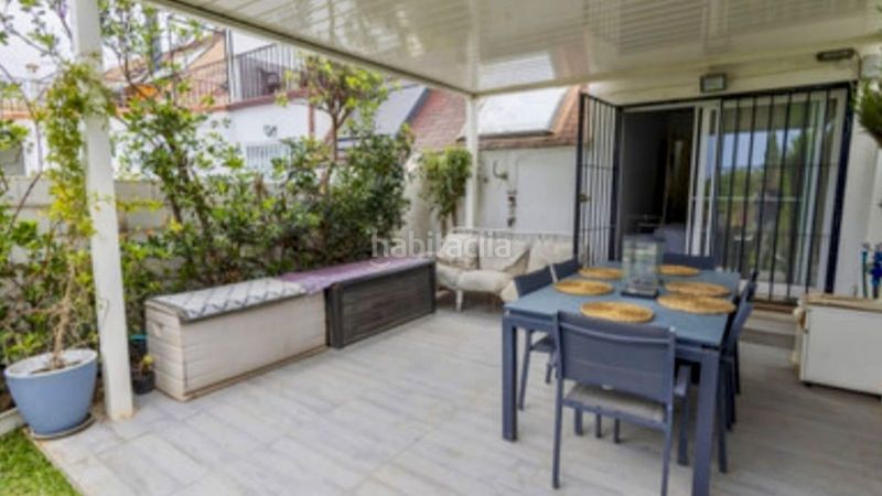 Foto a17c0834-86ce-4e76-a801-d5f6b907e1eb. Casa amb piscina a Centro Estepona