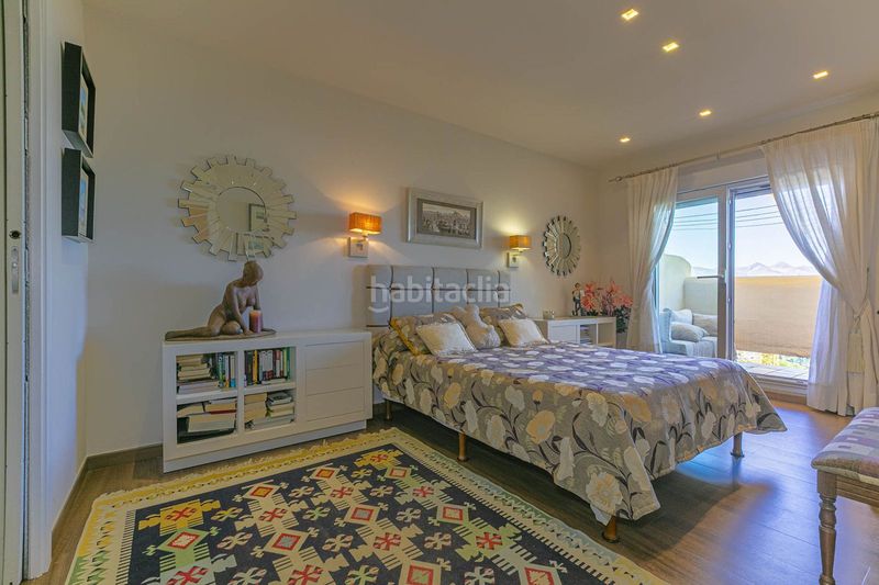 Foto f2053dbf-ae25-4630-aba6-fae87e05ed6a. Casa adossada amb aparcament piscina a la cala Mijas Mijas