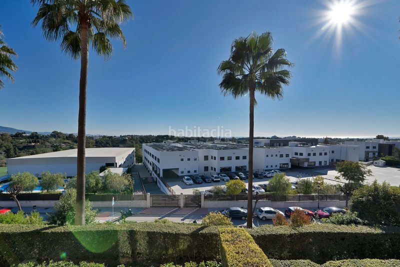 Foto fb548949-b761-4d99-9976-7920b6f5dce5. Pis amb aparcament piscina a Nueva Atalaya Estepona