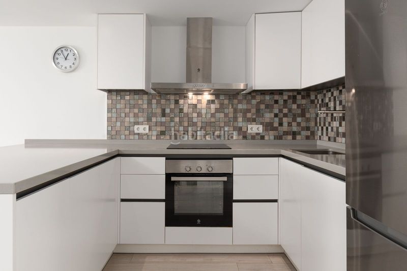 Foto 51cde1cd-f2af-4b3b-bf45-7fd3daa73d3e. Casa adossada amb aparcament piscina a Ojén pueblo Ojén