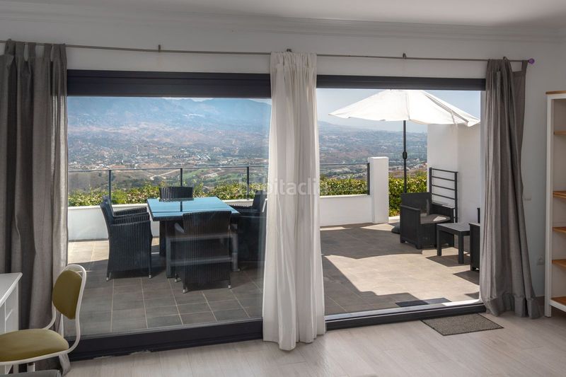 Foto 788da9eb-658f-499f-b3b1-58538012caf3. Casa adossada amb aparcament piscina a Ojén pueblo Ojén