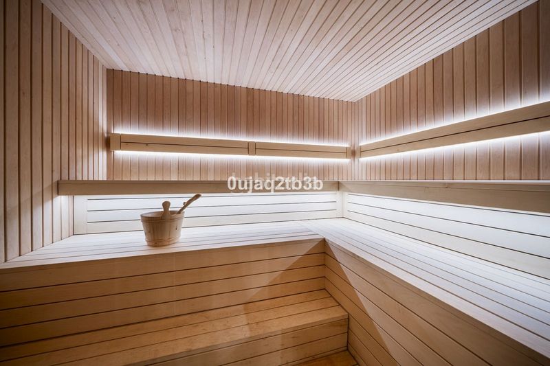 Foto 5c7d278d-31a8-4a64-b27d-b5f9416bea25. Casa amb aparcament piscina a Sierra Blanca Marbella