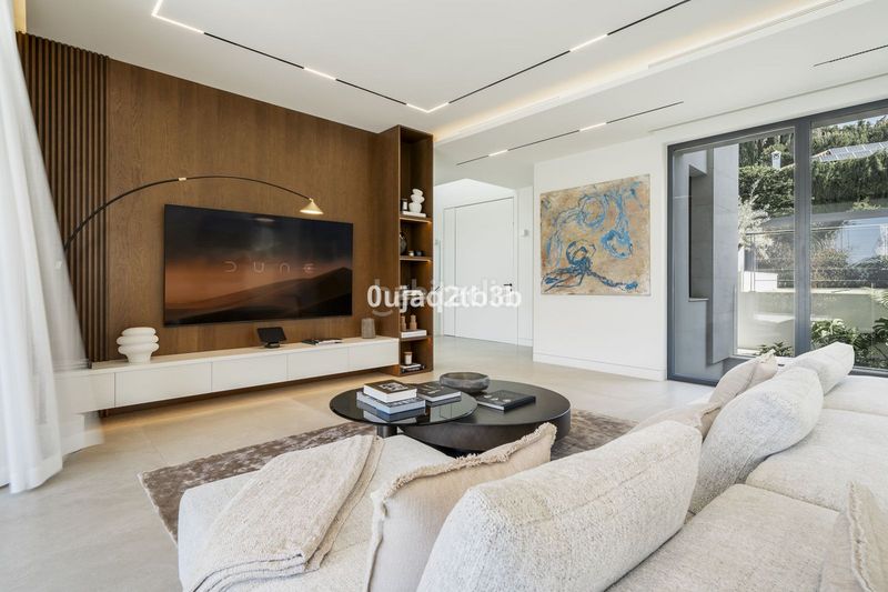 Foto af430a9e-206f-4de8-b905-50b2afcdc21e. Casa amb aparcament piscina a Sierra Blanca Marbella