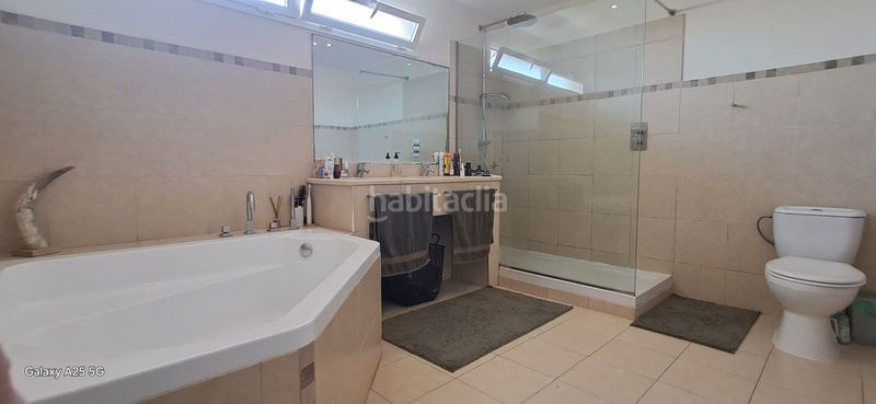 Foto e0325883-de59-41d2-95f1-6cbdf1caef76. Casa amb aparcament piscina a Bello Horizonte - Lindasol Marbella