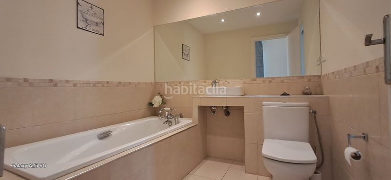 Foto f044d975-99a5-412e-9cc4-f67ee7af1b50. Casa amb aparcament piscina a Bello Horizonte - Lindasol Marbella