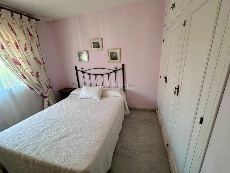Foto a92a951a-1dbe-41bd-acb7-eb2c0e4105a7. Casa adossada amb aparcament piscina a Nueva Atalaya Estepona