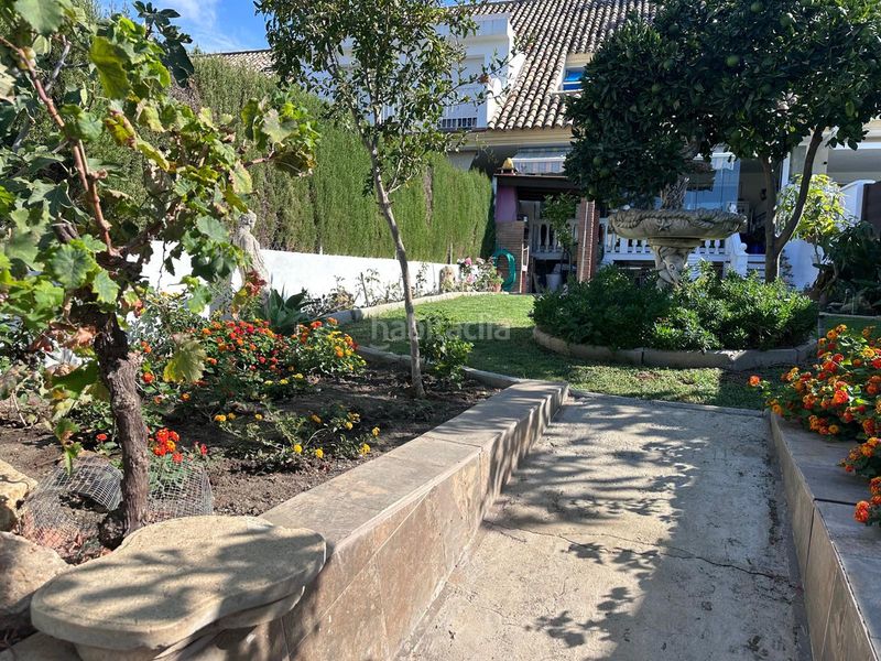 Foto c268e792-8988-4f08-a78e-28fc08684596. Casa adossada amb aparcament piscina a Nueva Atalaya Estepona