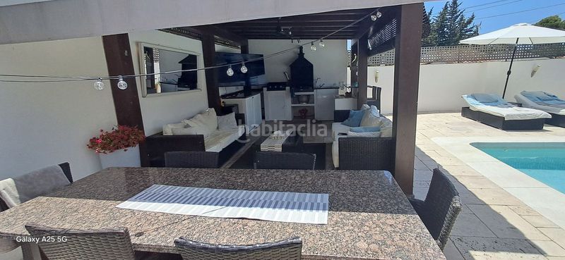 Foto a395805c-6788-479f-ac1a-f0855f21304e. Casa amb aparcament piscina a Bello Horizonte - Lindasol Marbella