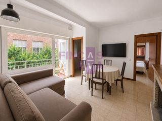 Pis a El Camp de l´Arpa del Clot. Vivienda en el clotcamp de l arpa de 3 dormitorios y balcón
