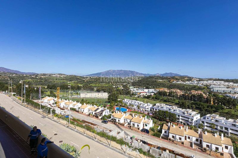 Foto 02a605b2-28ce-4d98-94d7-12e8c5c335ab. Casa adossada amb aparcament piscina a la cala Mijas Mijas
