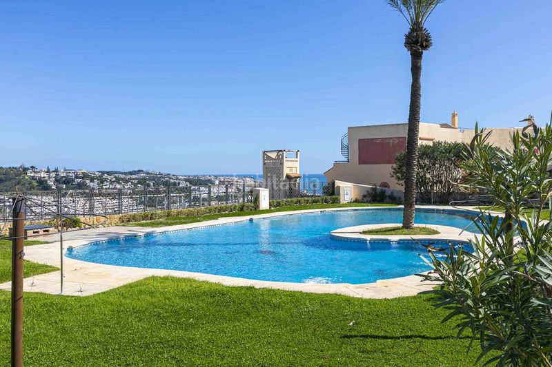 Foto 1309ad05-f29a-4a19-97a2-59a1708d191e. Casa adossada amb aparcament piscina a la cala Mijas Mijas