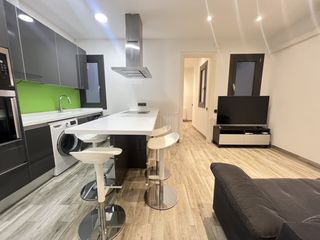 Pis  Barcelona - gv corts catalanes. Vivienda reformada exterior en eixample