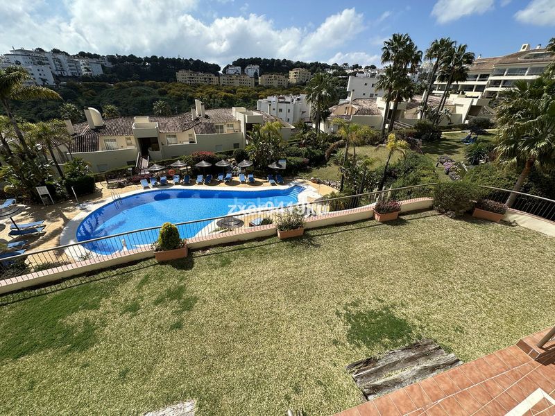 Foto 5c5007ca-b5cd-4d53-8627-97b1935c480b. Pis amb aparcament piscina a Riviera del Sol Mijas