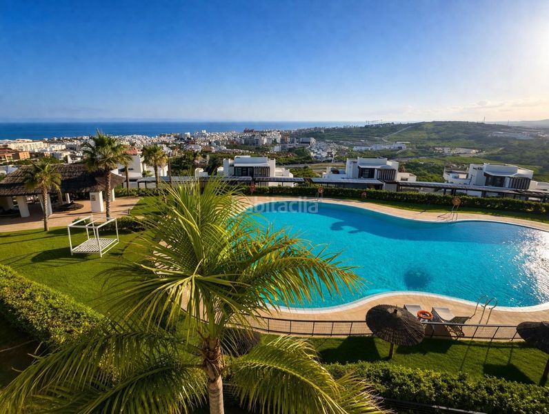 Foto 9a213592-4006-4c4d-a5c4-8c09bf7c95de. Pis amb aparcament piscina a altos de Estepona Estepona