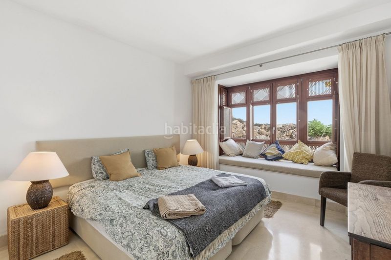 Foto d5a46538-c041-49e9-a3c7-958a553b3818. Pis amb aparcament piscina a Las Brisas Marbella
