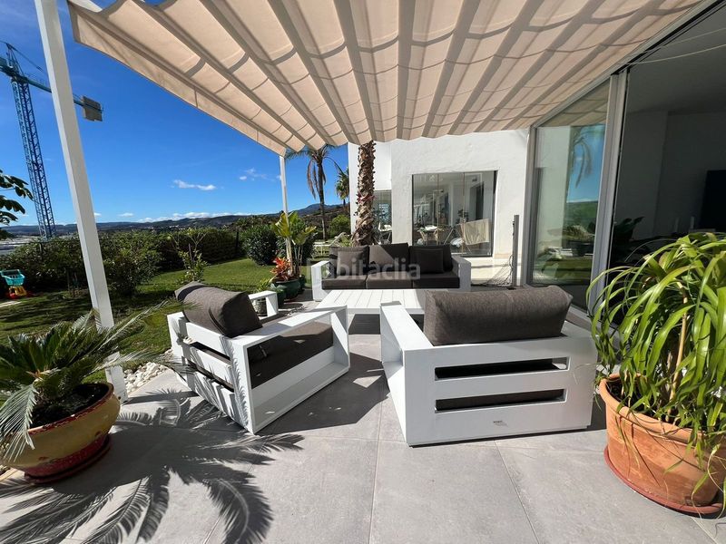 Foto 2fd8a875-e244-4eca-95cb-3d14684ccc03. Pis amb aparcament a Parque Central Estepona