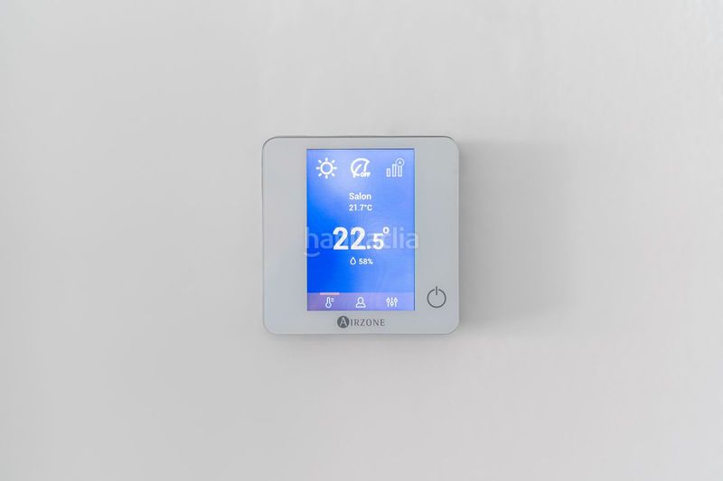 Foto de00b4b6-d26a-4323-bb78-2cdf23ec1a30. Pis amb aparcament a Parque Central Estepona