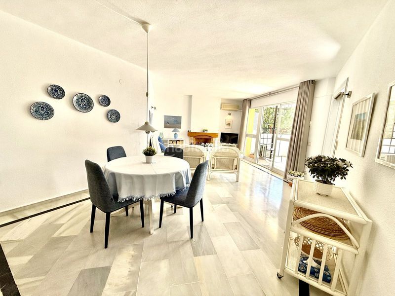 Foto 222424de-cc62-499f-bbf0-976f9f260cfd. Àtic amb aparcament piscina a Calahonda Mijas