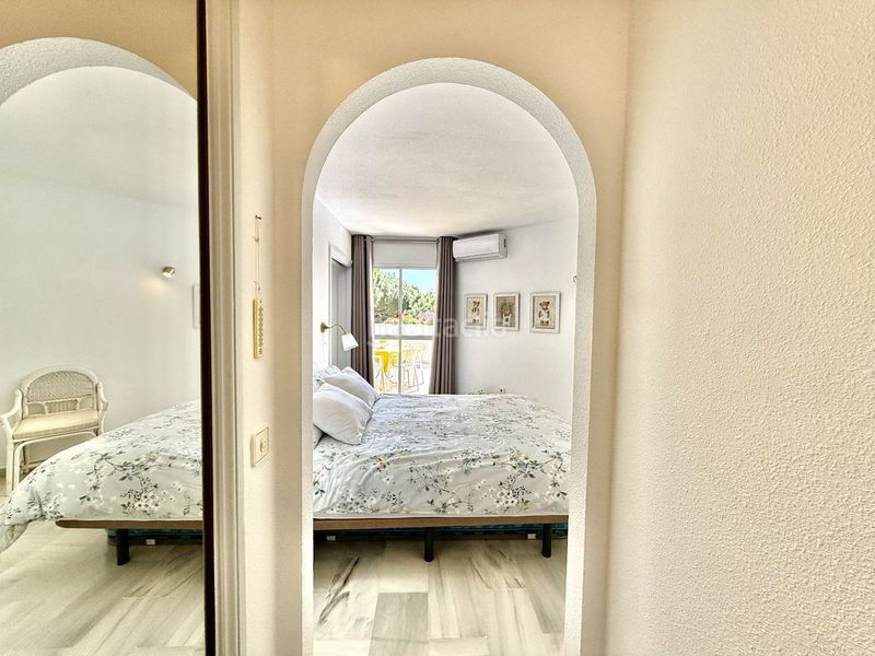 Foto 37718c86-134f-490e-8b63-d66de321b29d. Àtic amb aparcament piscina a Calahonda Mijas