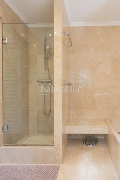 Foto 8c65f5d4-3b61-4c65-bfa6-e0e796fcd621. Casa amb piscina a Las Chapas - Alicate Playa Marbella