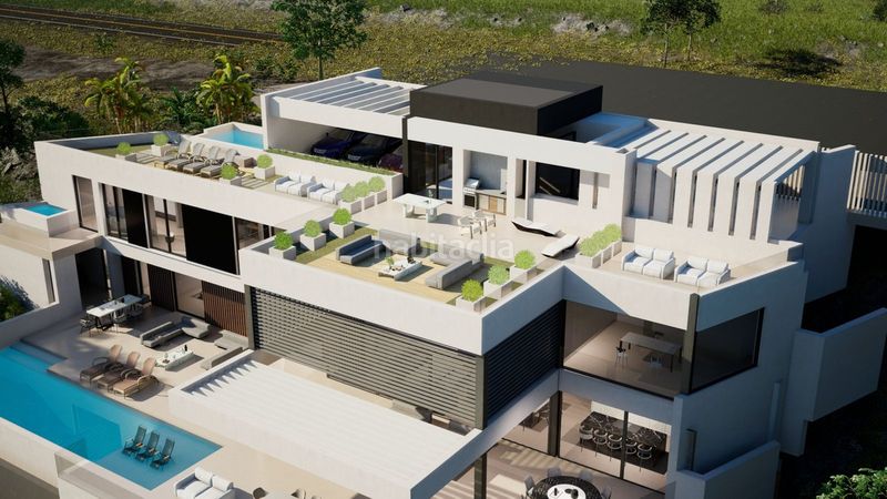 Foto 5b328c69-04ce-41cb-80d0-efc319638429. Casa amb piscina a Los Monteros Marbella