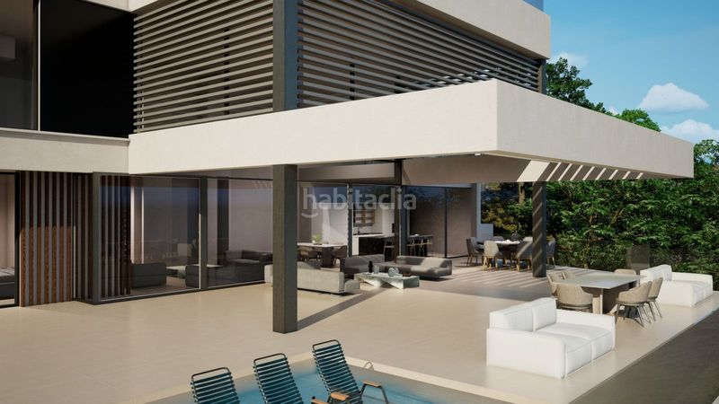 Foto de16f63e-05ce-40c2-b65d-dbd70a917ee8. Casa amb piscina a Los Monteros Marbella
