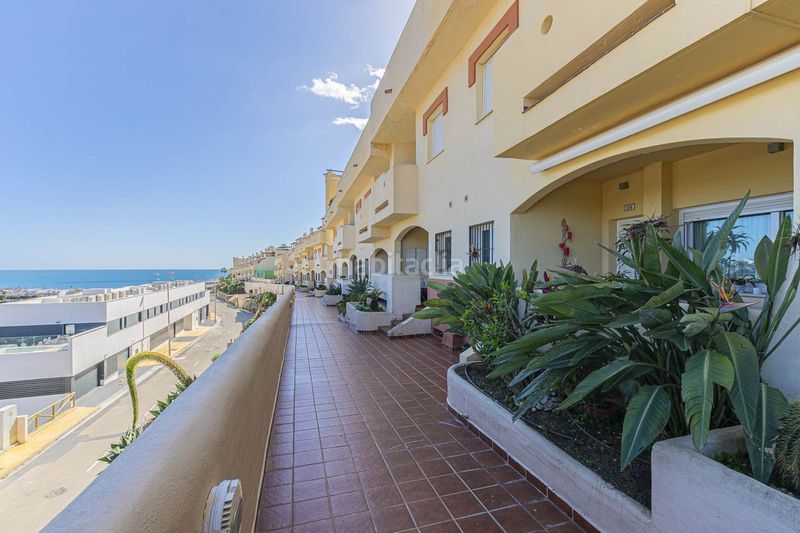 Foto 0e336423-0cc7-4232-a489-16376a9749a0. Casa adossada amb aparcament piscina a la cala Mijas Mijas