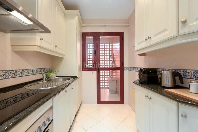 Foto 0bdec2a5-d3c2-42a2-8c3a-739bb8822788. Pis amb aparcament piscina a Santa María Marbella