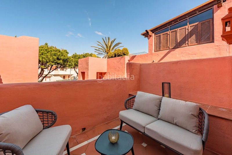 Foto 90f7b281-8ac7-4680-b52d-7e5699988c69. Pis amb aparcament piscina a Santa María Marbella