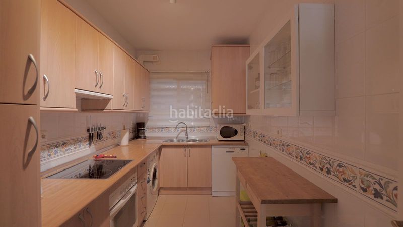 Foto 9d48d3f4-2bf8-4a51-b9cf-fa23f2bf9e36. Pis amb aparcament piscina a reserva de Marbella Marbella