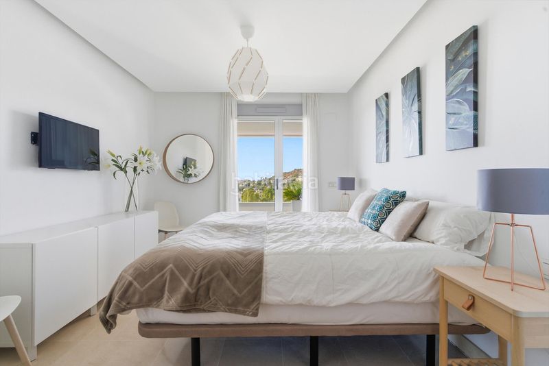 Foto 5a0d2af6-d487-41d0-8b1c-6c6b6f33b169. Pis amb aparcament piscina a Benahavís pueblo Benahavís