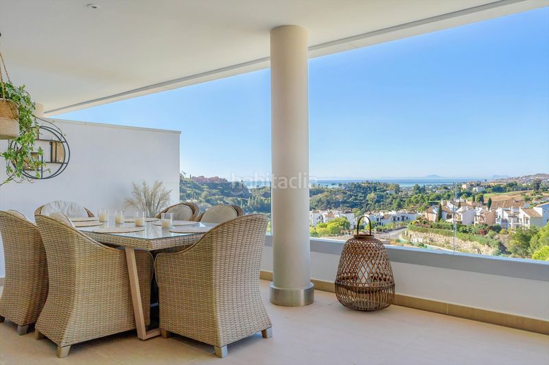 Foto 6a95da19-4df9-4463-abbe-d5eeb5e5a5e6. Pis amb aparcament piscina a Benahavís pueblo Benahavís