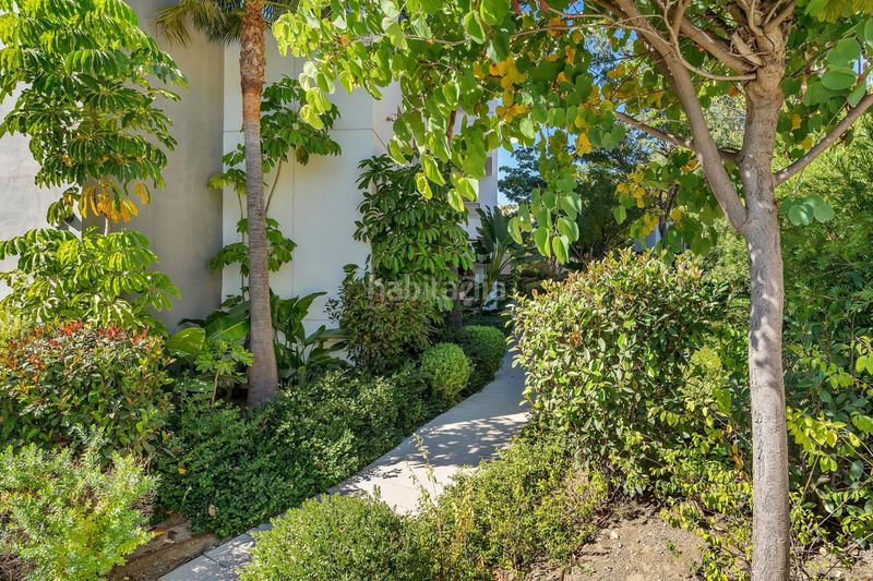 Foto c9002301-ffb9-488d-a7cb-1098d09b63c2. Pis amb aparcament piscina a Benahavís pueblo Benahavís