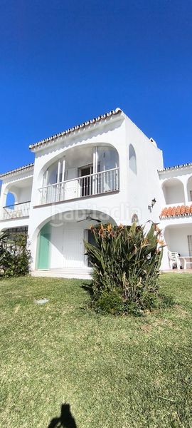 Foto 0bdbc7f6-fbb0-4210-b649-63d1cf5657c5. Casa adossada amb piscina a Riviera del Sol Mijas