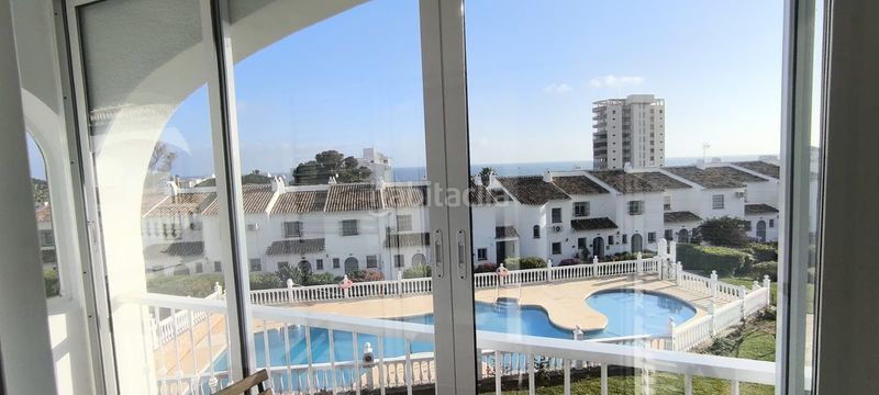 Foto 2c4aa0be-0985-4d64-9989-f61190974c0b. Casa adossada amb piscina a Riviera del Sol Mijas