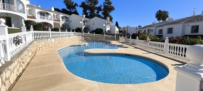 Foto b8928f92-f7c2-4ee7-bd45-4760d39bd4f3. Casa adossada amb piscina a Riviera del Sol Mijas