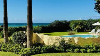 Pis  Marbella - marbella,elviria,avenida santa maría del mar. Piso primera linea del mar en venta en elviria, marbella.oportun