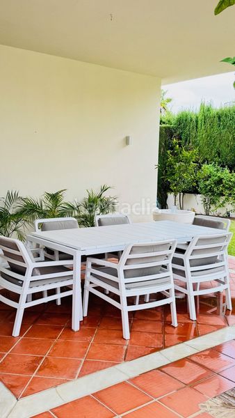 Foto 2d9dcee8-ea78-4557-9aff-f38b3ee3b205. Casa amb aparcament piscina a Guadalmina Alta Marbella
