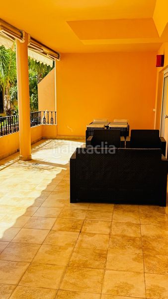 Foto c2e6d698-e3f3-408f-818a-25913ff31bd1. Pis amb aparcament a Las Brisas Marbella