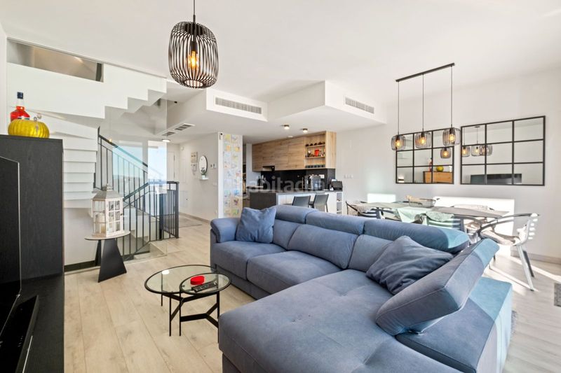 Foto 0761d5d7-b621-466d-90de-8877de79f6fe. Casa adossada amb aparcament piscina a San Luis de Sabinillas Manilva