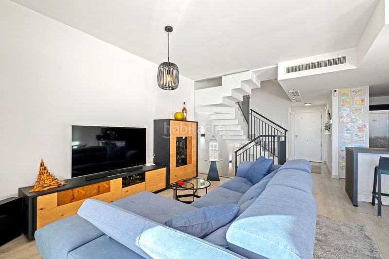 Foto 179119b8-c463-431d-9396-89b2a00cde46. Casa adossada amb aparcament piscina a San Luis de Sabinillas Manilva