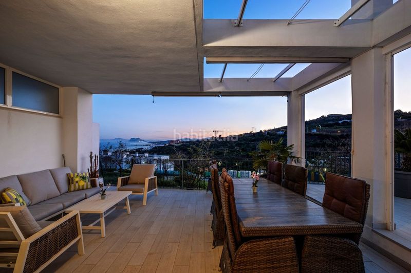 Foto 37029cd0-5518-4633-9314-bdbae1b3a657. Casa adossada amb aparcament piscina a San Luis de Sabinillas Manilva