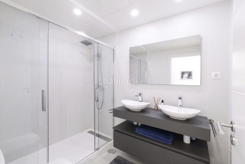 Foto 994a5895-3467-4116-a3a6-3a5607706a4f. Casa adossada amb aparcament piscina a San Luis de Sabinillas Manilva