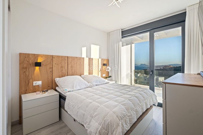 Foto f401983c-ddd3-4521-950a-a66ac4c1320d. Casa adossada amb aparcament piscina a San Luis de Sabinillas Manilva