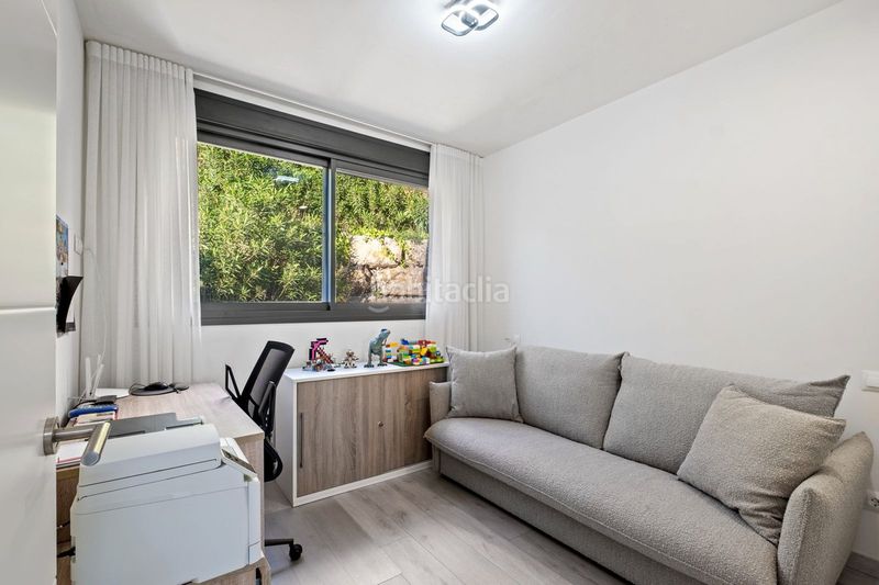 Foto feb77afc-d961-472b-98c1-33fa30f13c43. Casa adossada amb aparcament piscina a San Luis de Sabinillas Manilva