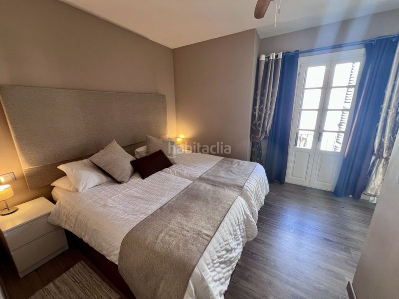 Foto f22df7ad-8139-41e3-b026-8c0c3fbdcf53. Casa adossada amb aparcament piscina a La Concha - Resina Golf Estepona