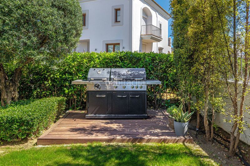 Foto 1f4fd30d-28db-425f-8bd5-e417981e438a. Casa amb piscina a La Concha - Resina Golf Estepona