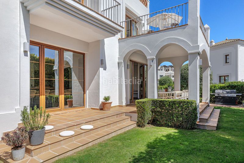 Foto 8fa68427-788a-4256-8852-22057c40253d. Casa amb piscina a La Concha - Resina Golf Estepona