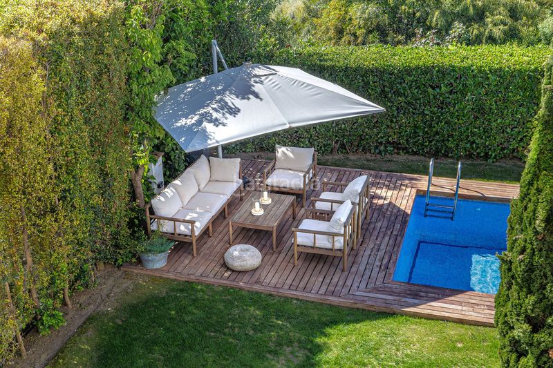 Foto f2d05ee9-787d-4ae7-b6fd-6344f751706a. Casa amb piscina a La Concha - Resina Golf Estepona